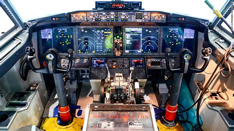 A peek in the cockpit - What Boeing's new 737 Max 9 has under the hood ...