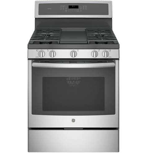 Best Freestanding & Slide-In Gas Ranges (Reviews / Ratings / Prices)