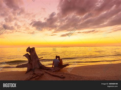 Couple On Beach Sunset Image & Photo (Free Trial) | Bigstock