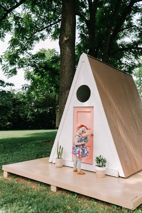 A-Frame Playhouse DIY | A Beautiful Mess | Bloglovin’