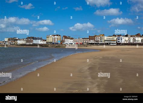 Margate beach hi-res stock photography and images - Alamy