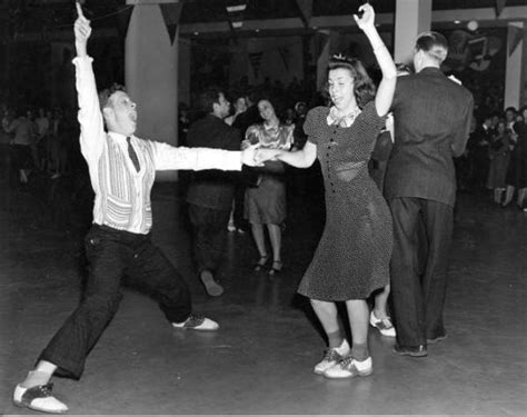 The Lindy Hop & Jitterbug: See the hep swing dances from 1938-1945 - Click Americana