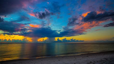 Beach During Sunset Under Blue Dusky Sky 4K HD Nature Wallpapers | HD Wallpapers | ID #42194