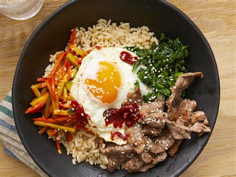 Classic Korean Bibimbap - delight