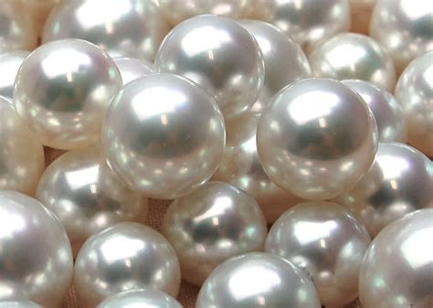 Nacre pearls and their secrets - MyWatch EN