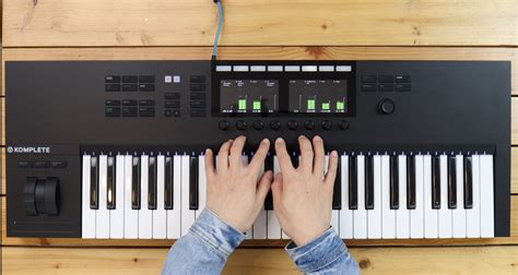 Native Instruments Komplete Kontrol S49 Mk2 Keyboard Review - Digital ...