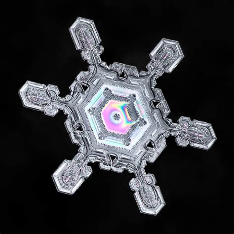 Snowflake Structure Still Mystifies Physicists | Scientific American