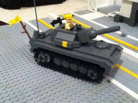 I made a tank! : r/lego