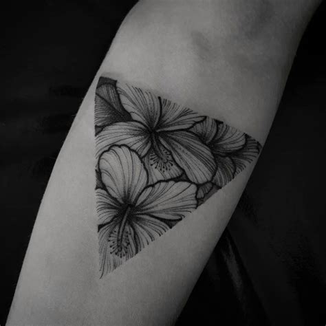 100 Stunning Hibiscus Tattoos