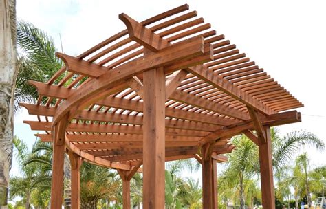 Three Great Redwood Pergola Designs | Buy Redwood