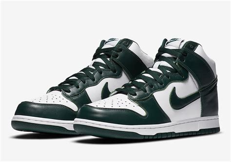 Nike Dunk High Spartan Green CZ8149-100 Release | SneakerNews.com