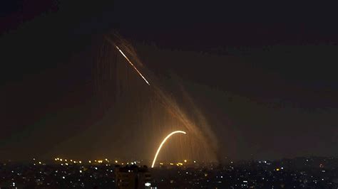 Tel Aviv shakes by Hamas rockets