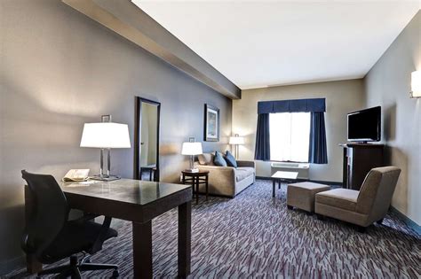 Best Western Plus Brandon Inn, MB - See Discounts