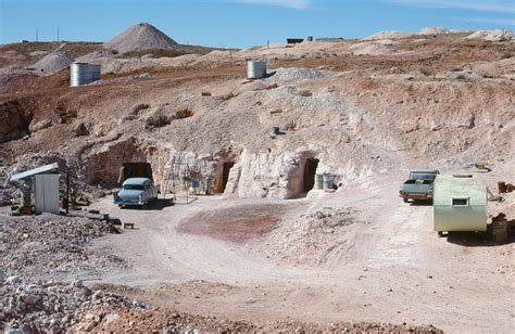 City where people live underground - Coober Pedy - YourAmazingPlaces.com