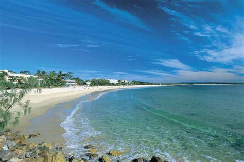 Main Beach Noosa - Bill Peach Journeys