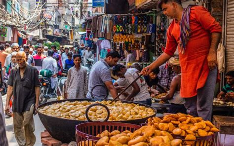 Old Delhi Private Walking Tour with Tuk-Tuk Ride & Street Food Tasting