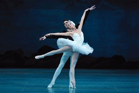 Swan Lake (Mariinsky Theatre, ballet) - 17 April 2021 at 13:00 - Buy Tickets Online ...