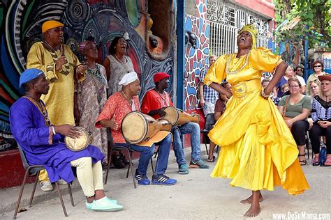 Callejon de Hamel: Afro-Cuban Culture in Havana