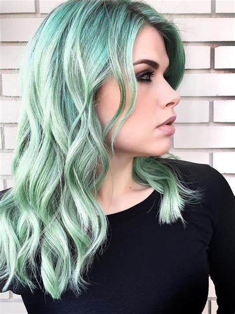 Mint Green Hair: The Ultimate Guide For 2023 | Short Hairstyles For Fat ...