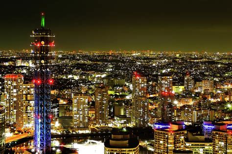 Night View Of Yokohama by Kwphotobox