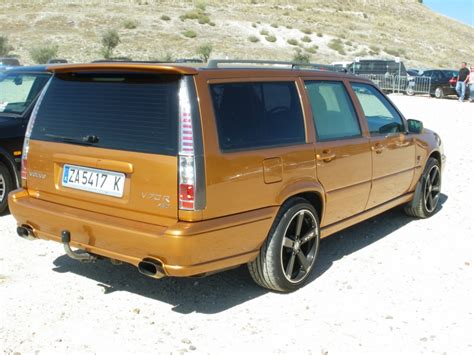 Photos of Volvo V70. Photo tuning-volvo-v70-06.jpg.gr8autophoto.com