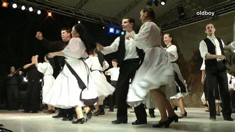 Gypsy Dances - Hungarian State Folk Ensemble - YouTube