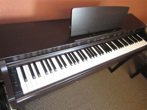 AZ PIANO REVIEWS: REVIEW - Yamaha CLP625 Digital Piano - Low Price Clavinova