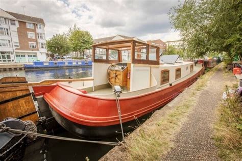 Beautiful Dutch Barge House Boat with Transferable Zone 2 Mooring | in ...