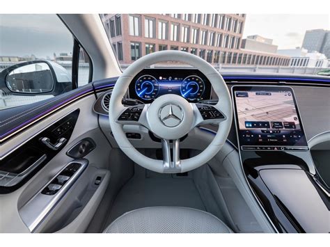 2023 Mercedes-Benz EQE Sedan Pictures: | U.S. News