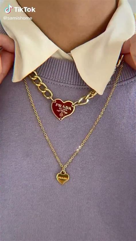 diy prada necklaces 💛 [Video] | Vintage jewelry, Diy necklace, Necklace