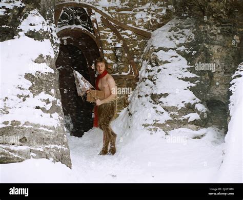 JAMES MCAVOY, THE CHRONICLES OF NARNIA: THE LION THE WITCH AND THE WARDROBE, 2005 Stock Photo ...