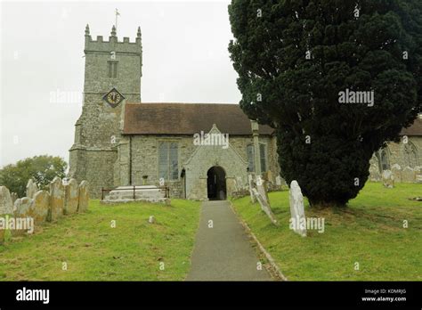 Godshill church,Isle of Wight Stock Photo - Alamy