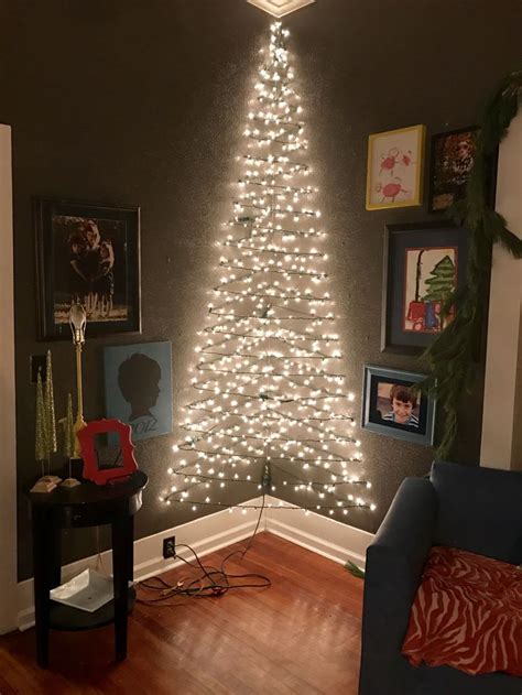 Corner wall Christmas tree. Christmas 2016 | Diy christmas wall, Christmas wall decor, Christmas ...