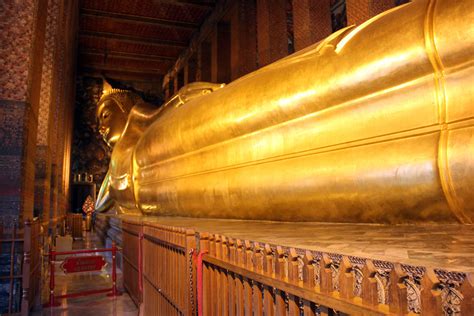 Wat Pho Temple of Reclining Buddha - Thailand