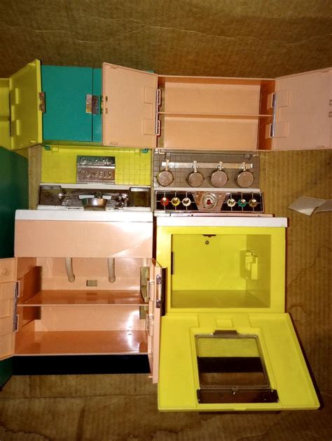 Rare Vintage Barbie Deluxe Dream Kitchen Set with Original Box. Many ...