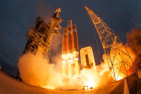 11 Stunning Images Of Rocket Launches | Gizmodo Australia