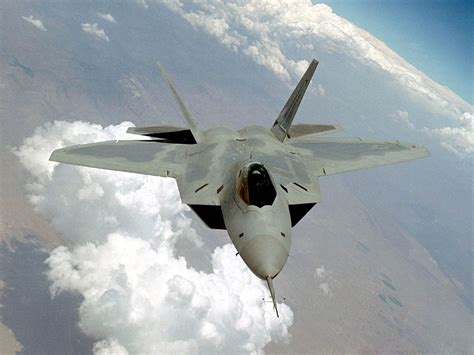 F 22 Raptor Military Jet Fighter Wallpapers:wallpapers screensavers