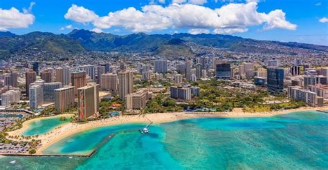 9 Things To Do In Honolulu At Night Wanderera - Bank2home.com