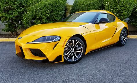 Quick Spin: 2021 Toyota Supra 2.0 | The Daily Drive | Consumer Guide®