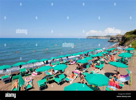 Italy, Gulf of Napels, Procida island - Chiaiolella Beach Stock Photo: 61214070 - Alamy