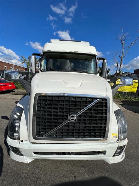 Volvo 780 2015 – Truck Sales NJ