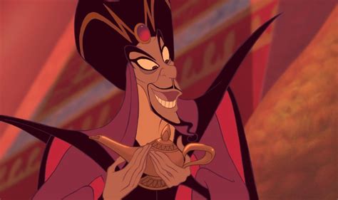 Jafar is the main antagonist in "Aladdin" | Dark disney, Disney ...