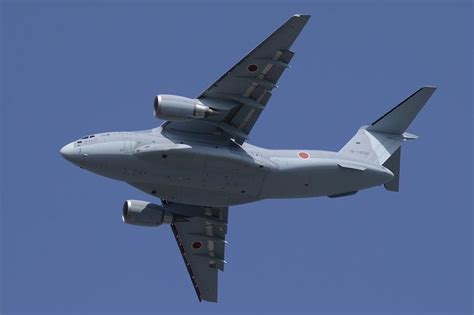 Japanese Kawasaki C-2 military transport aircraft [900x599] : r ...