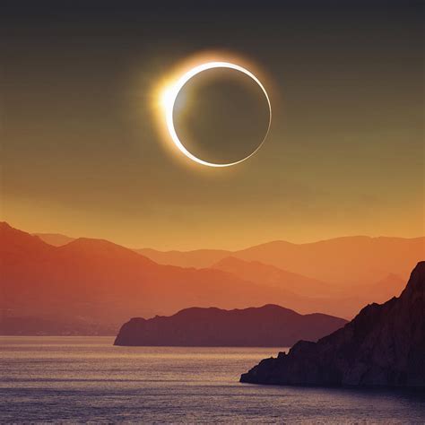 15 Fantastic Solar Eclipse Photography Examples You Need to See