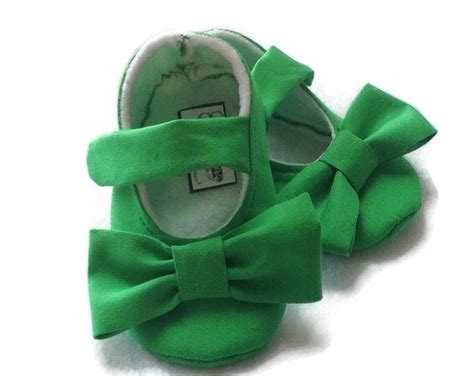 Green Baby Girl Shoes with Bows Newborn size up to 24 Months | Etsy