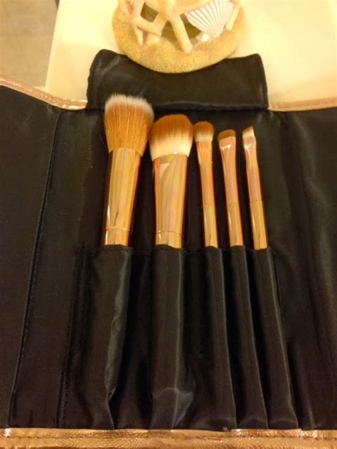 Sephora Makeup Brush Set - Green Fashionista