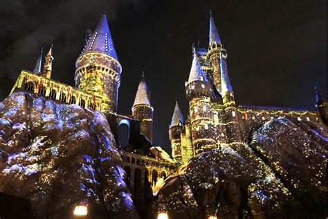 How To Have The Best Holiday Experience Possible at the Wizarding World of Harry Potter at ...