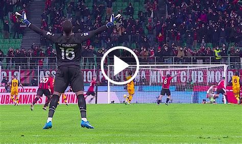 Watch: Giroud gets his fifth league goal for Milan with penalty against Roma