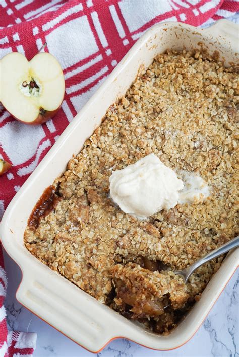 Easy Apple Crisp with Oats Recipe - Cooking with Team J