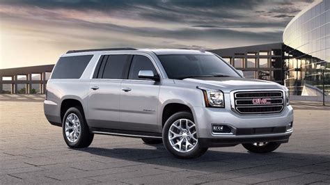 2024 GMC Yukon XL Pricing, Deals and Research